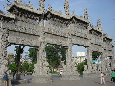 農村大型石牌坊
